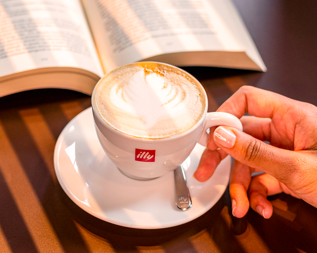 カプセル式コーヒーマシン – illy Japan カプセル式コーヒーマシン – illy Japan